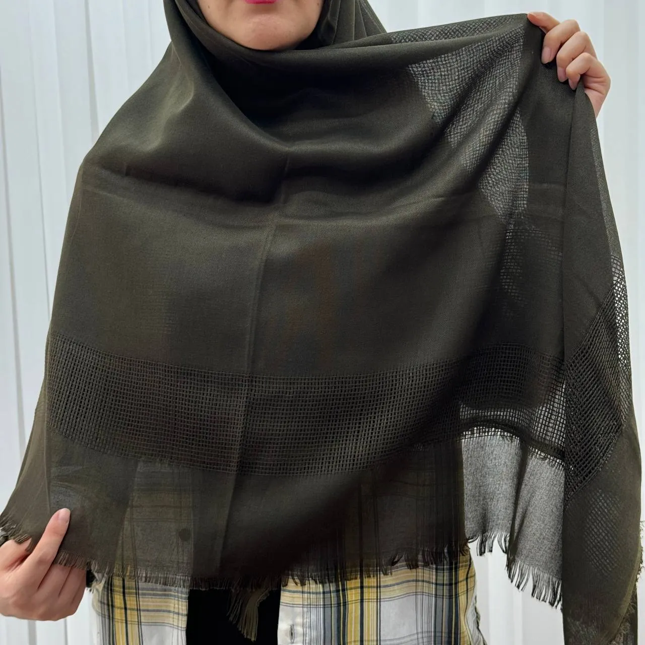 روسری حصیری نخ پرز نده سر نخورد سایز بزرگ 138x138