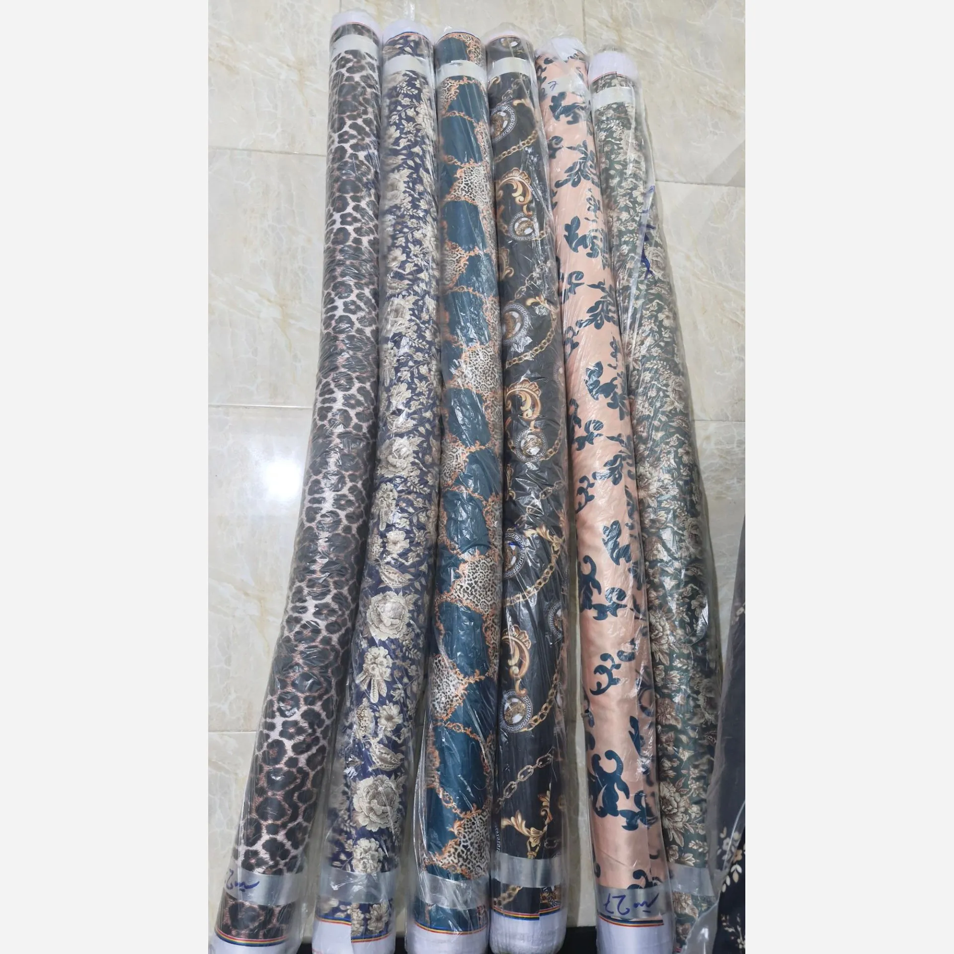 پیراهن مجلسی زنانه ساتن مدل دامن کلوش یقه چپ و راستی قد 135