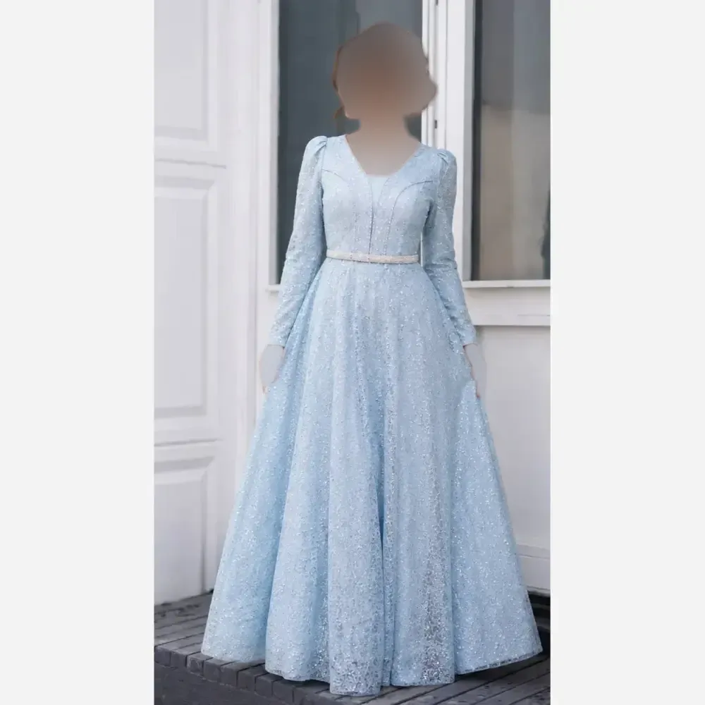 پیراهن مجلسی زنانه مدل بهار شاین قد 150 با تور ژپون دوزی شده