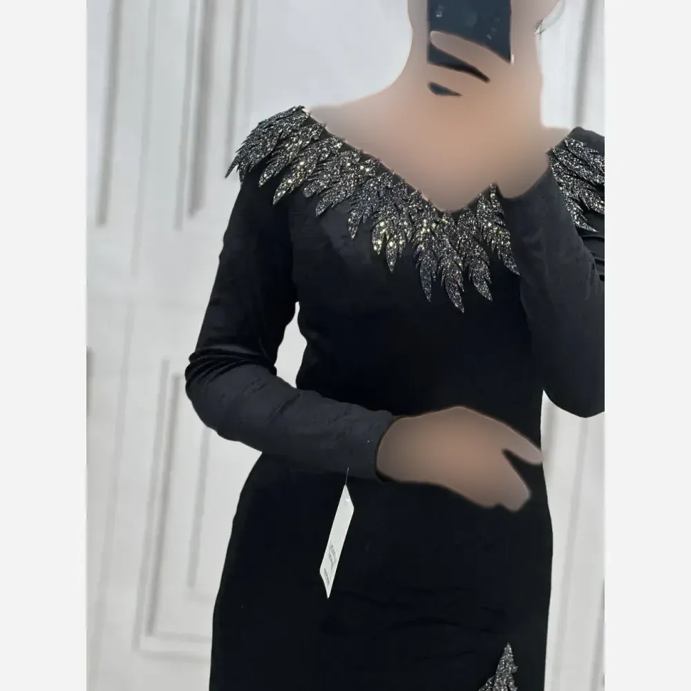 پیراهن زنانه مدل پریزاد جنس مخمل رنگ مشکی قد 150 سایز 40 تا 54