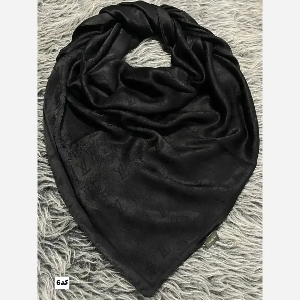 روسری ژاکارد مشکی قواره 140 دور دوخت