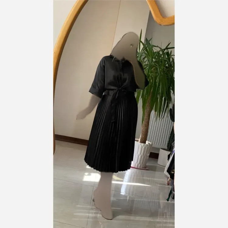 شومیز زنانه گره ای طرح گلی جنس ساتن رنگ مشکی سایز فری 38 تا 46