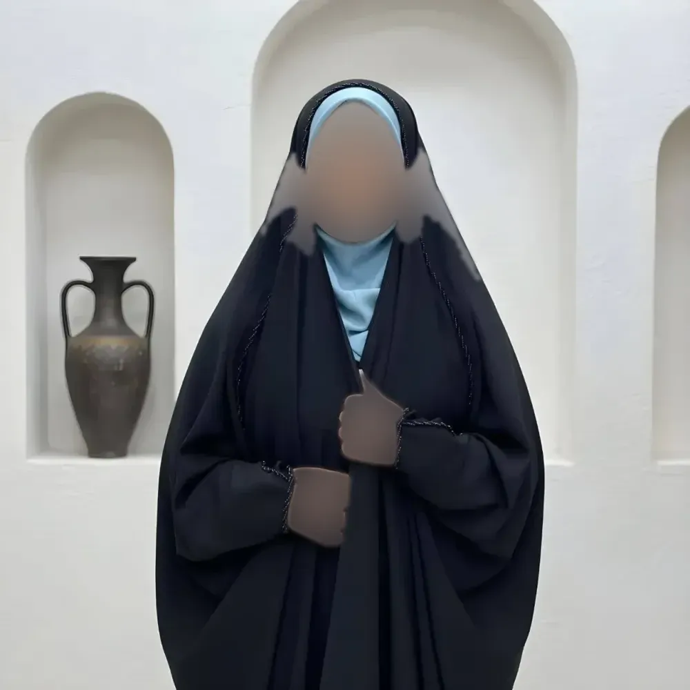 چادر جده دخترانه منجوق دوزی شده جنس کرپ حریرالاسود مشکی
