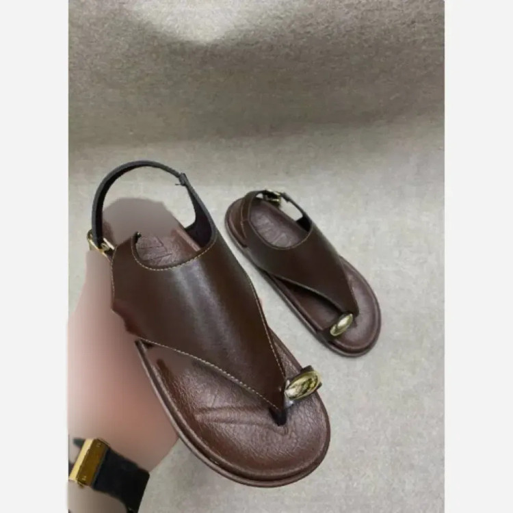صندل زنانه لا انگشتی زارا مدل طبی چرم بیاله کفی سبک و راحت