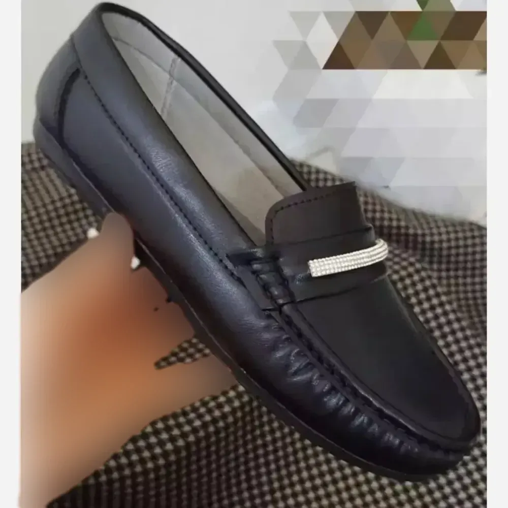 کفش کالج طبی زنانه مدل گلناز جنس چرم بیاله با کفی طبی و زیره PVC