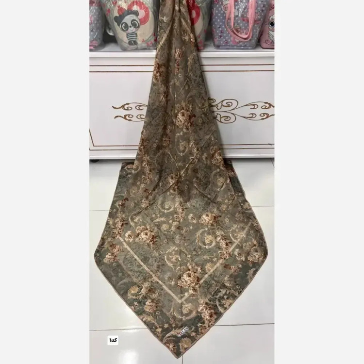 روسری نخی قواره 140 طرح پروانه دست دوز مناسب زیر چادر