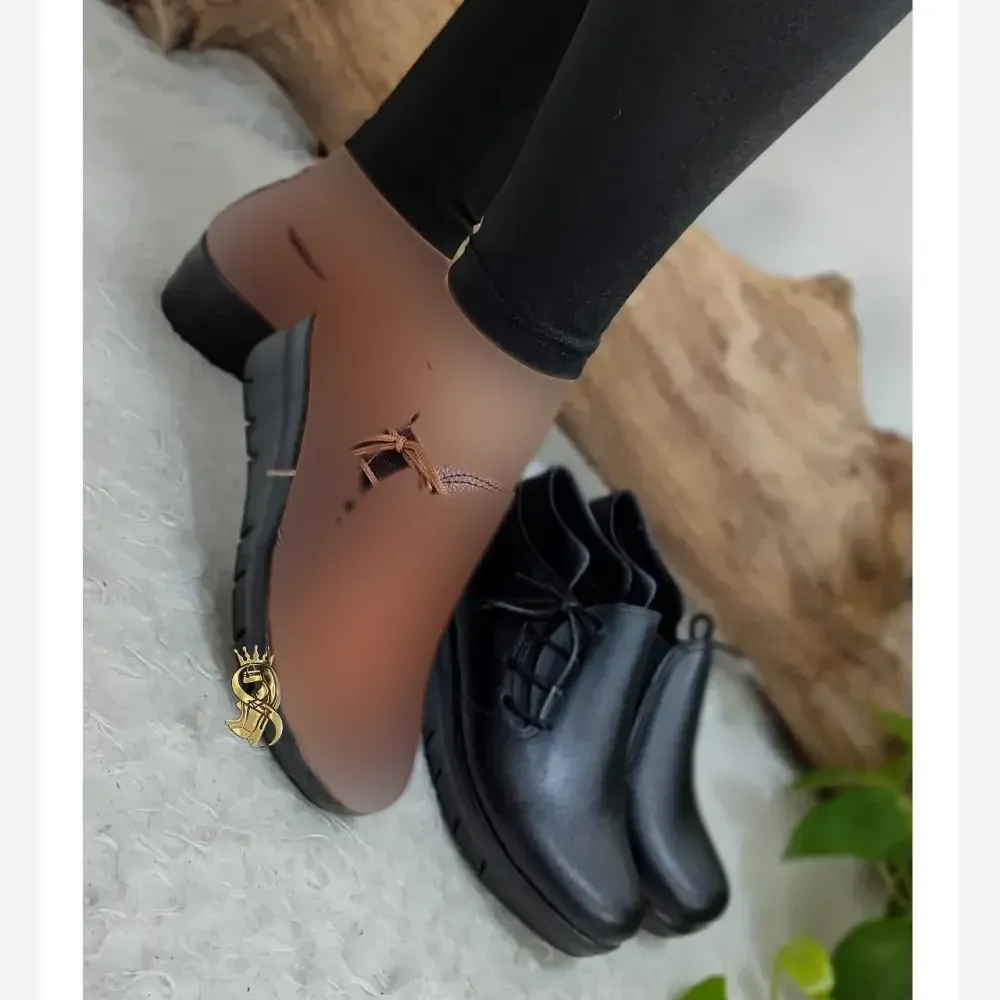 کفش طبی زنانه چرم شرانگ لژدار رنگ عسلی و مشکی
