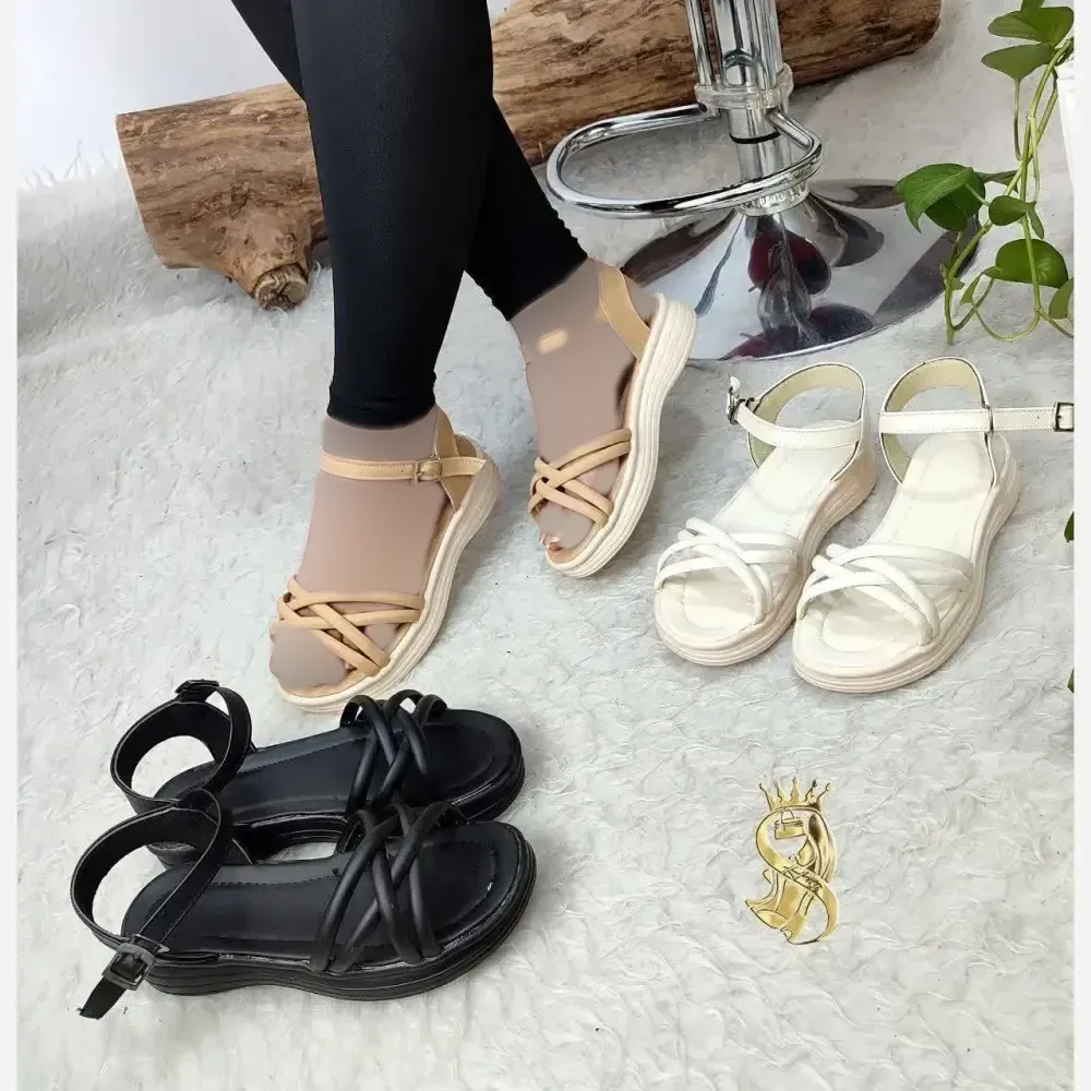صندل طبی زنانه مدل پروا چرم صنعتی رنگ مشکی و نسکافه ای و کرم