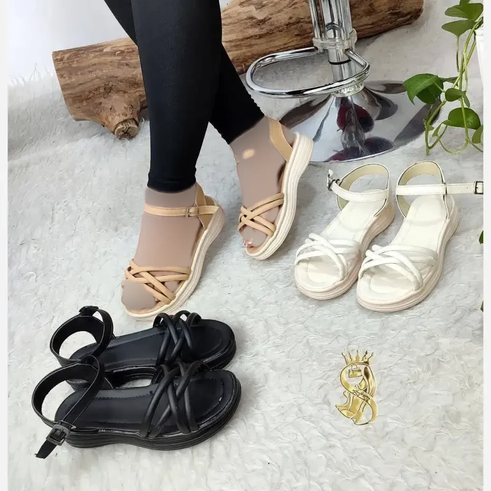 صندل طبی زنانه مدل پروا چرم صنعتی رنگ مشکی و نسکافه ای و کرم