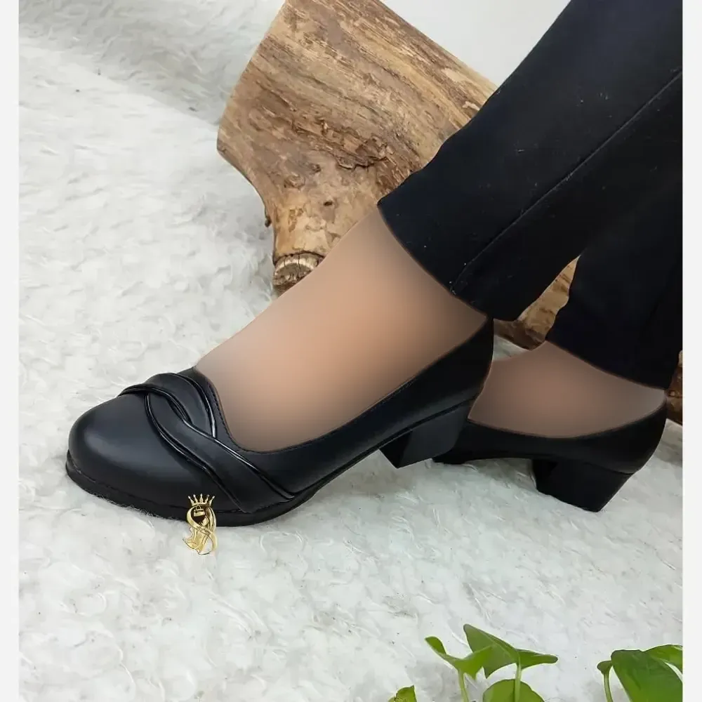کفش طبی مجلسی زنانه چرم مشکی پاشنه 5 سانتی سایز 36 تا 41