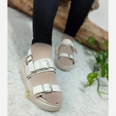 صندل طبی زنانه چرم صنعتی مدل سه سگک