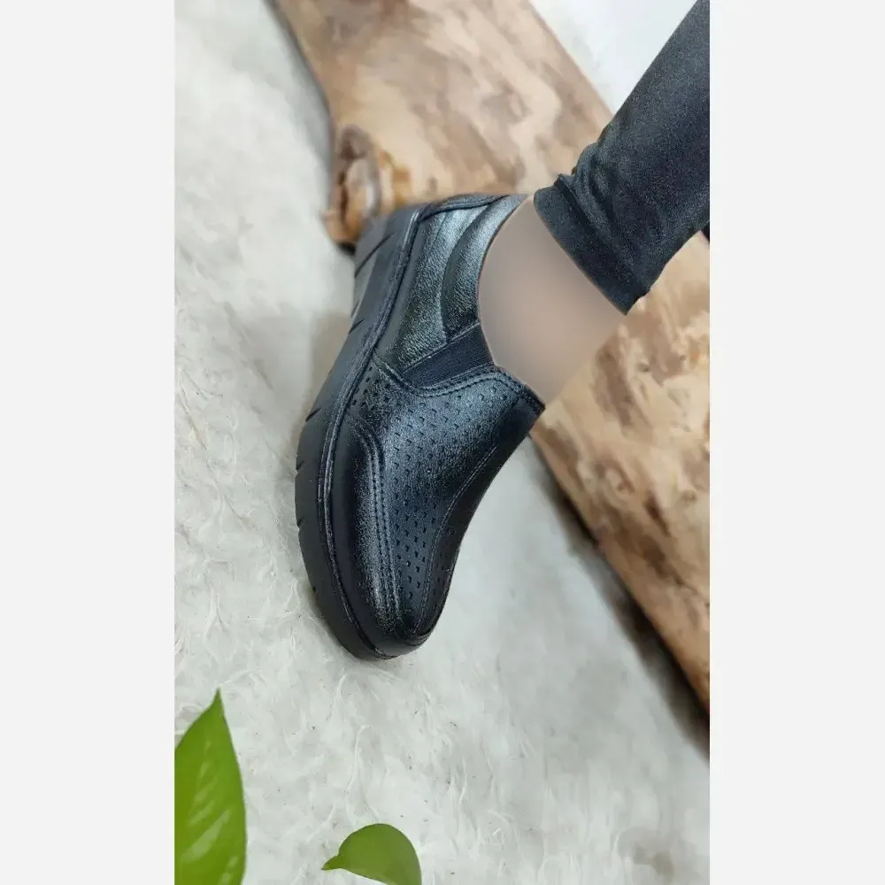 کفش طبی زنانه چرم صنعتی مدل جیتو رنگ قهوه ای و مشکی سایز 37