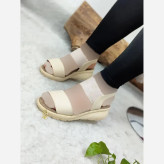صندل طبی لژدار زنانه مدل برفی چرم صنعتی مشکی و کرم