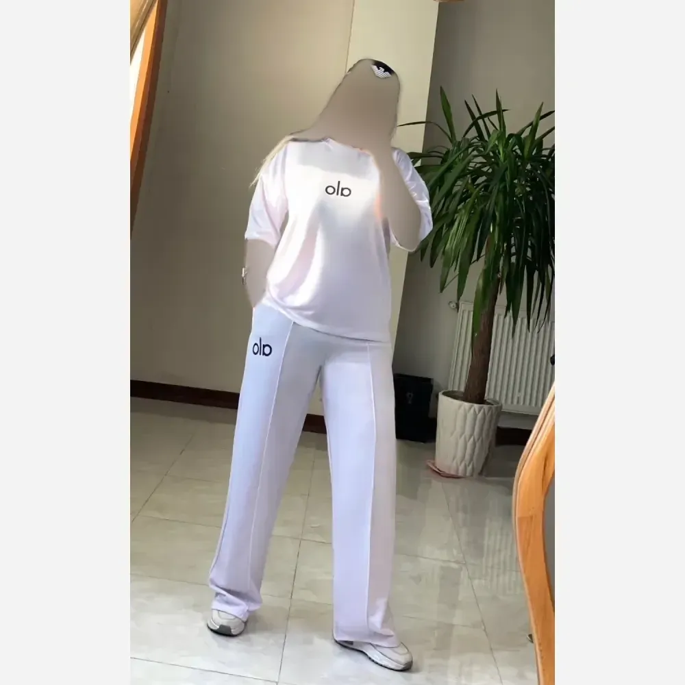 ست اسپرت زنانه دورس جنس گلکسی رنگ سبز و صورتی فری سایز