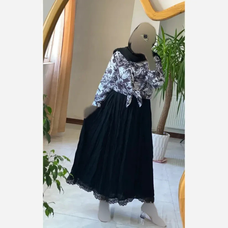 دامن قواره دار چروک بلند زنانه جنس کرپ خاویار فری سایز مشکی