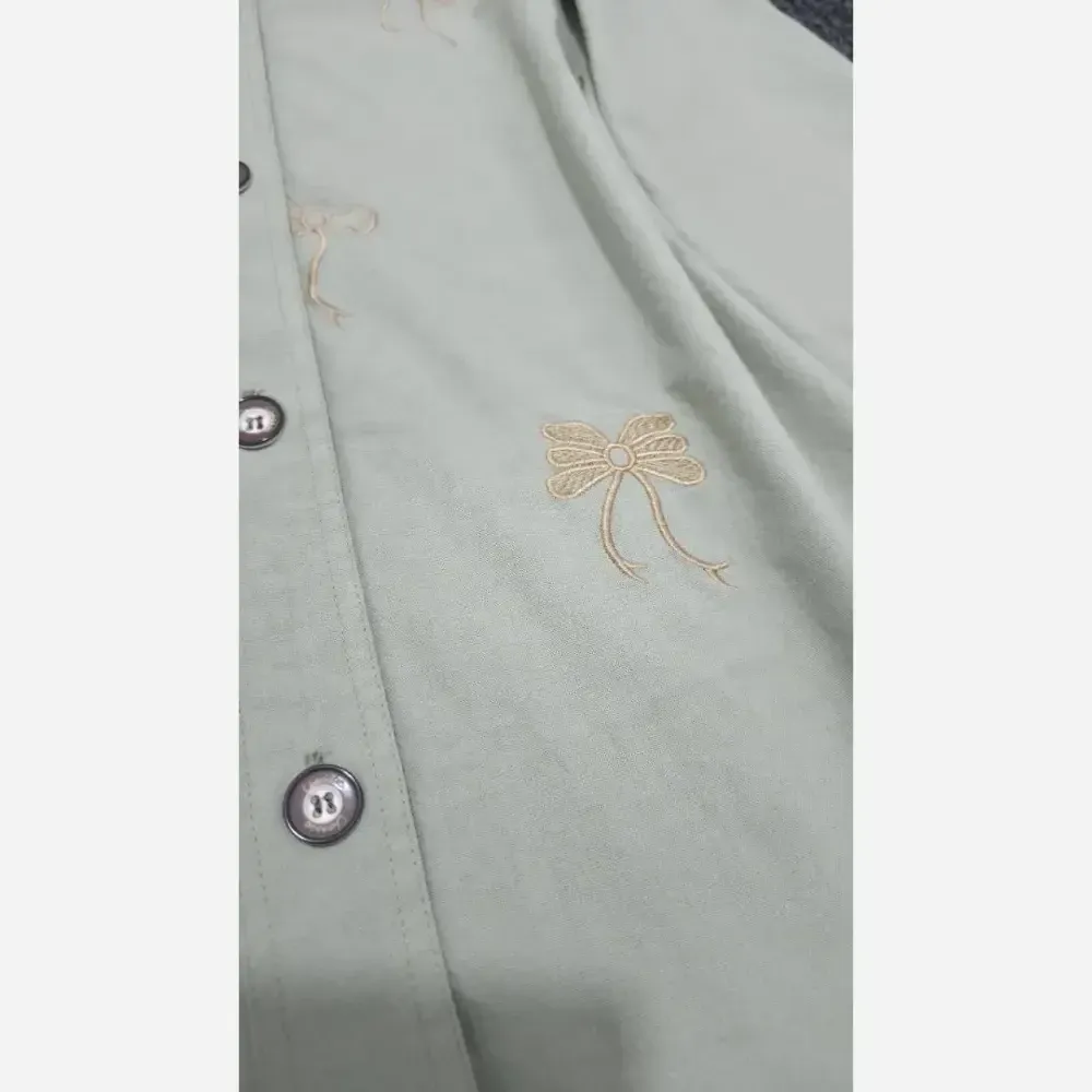 مانتو لنین پنبه گلدوزی طرح نیلا فری سایز