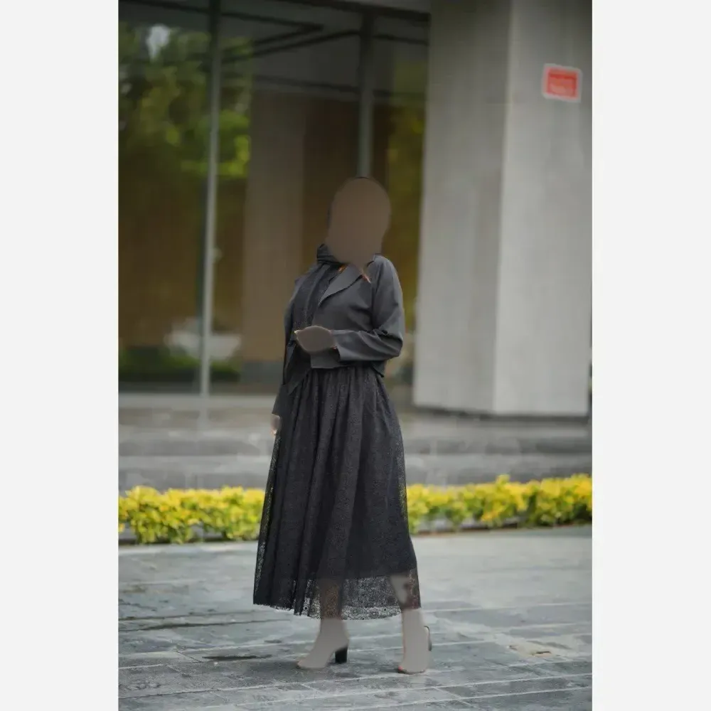 سه تیکه مجلسی مشکی کت مازراتی و دامن دانتل فری سایز
