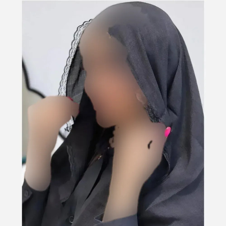 شال پلیسه لبه توری مشکی مجلسی