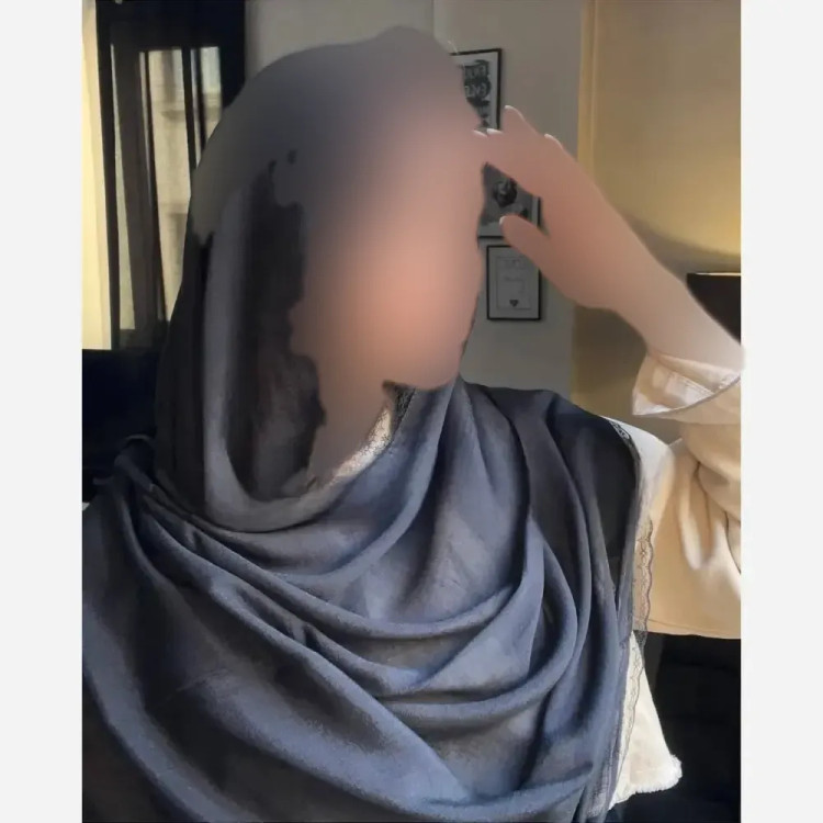 شال پلیسه لبه توری مشکی مجلسی