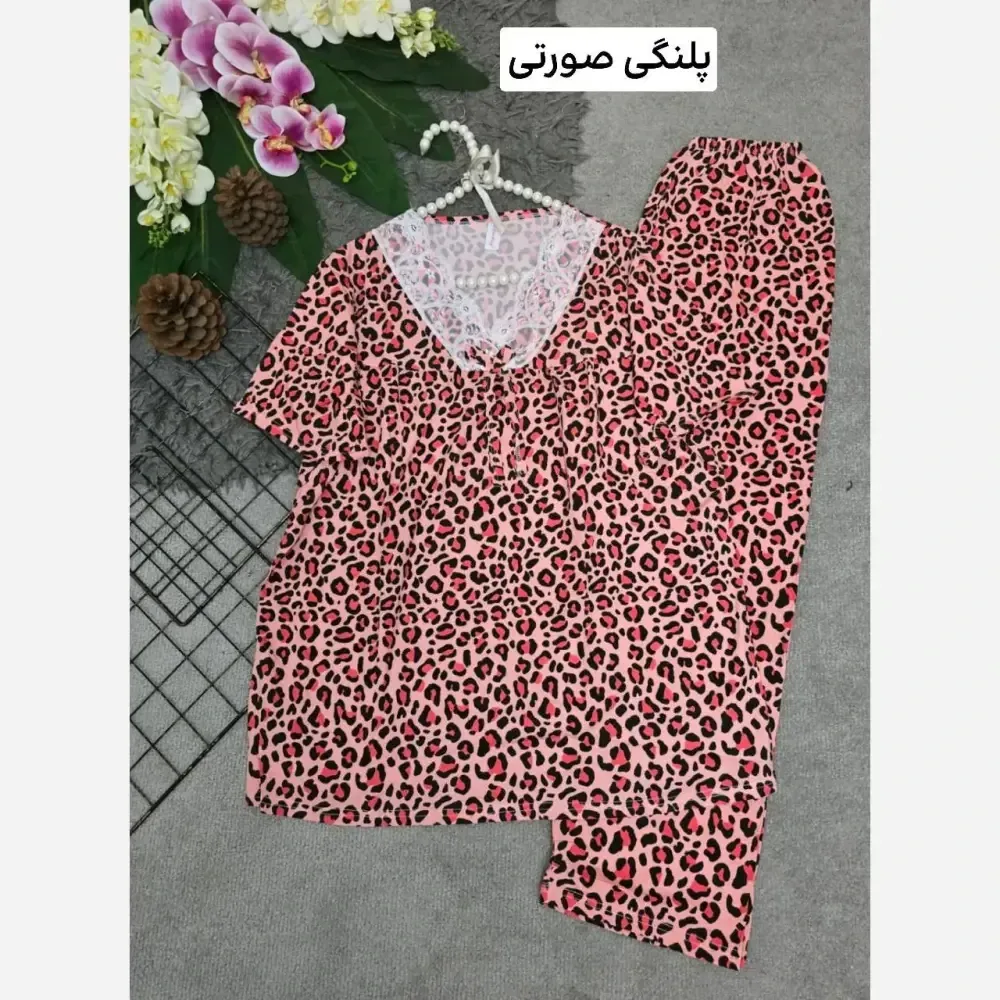 ست تیشرت و شلوار وارداتی گیاهی فری سایز رنگ میخک
