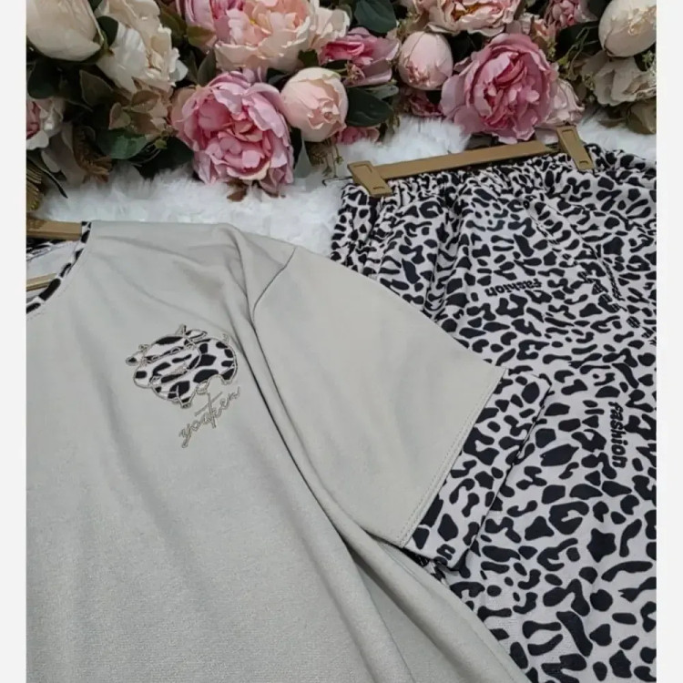 ست تیشرت شلوار پلنگی جنس گلکسی پنبه درجه یک رنگ مشکی قهوه ای کرم سایز فری
