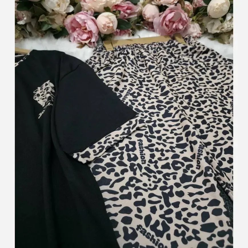 ست تیشرت شلوار پلنگی جنس گلکسی پنبه درجه یک رنگ مشکی قهوه ای کرم سایز فری