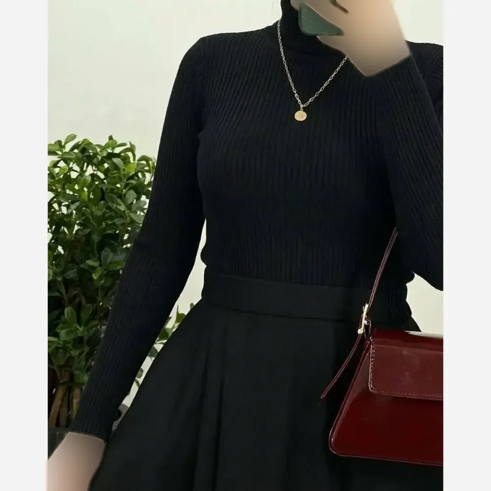 بادی زنانه یقه گرد جنس فانریپ کش رنگ مشکی و زرشکی سایز 38 تا 44