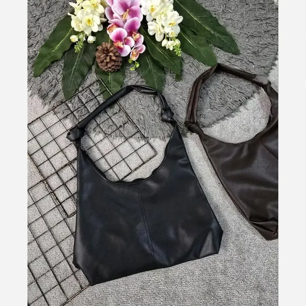کیف چرمی بند گره ای زنانه مشکی موکا سایز آزاد