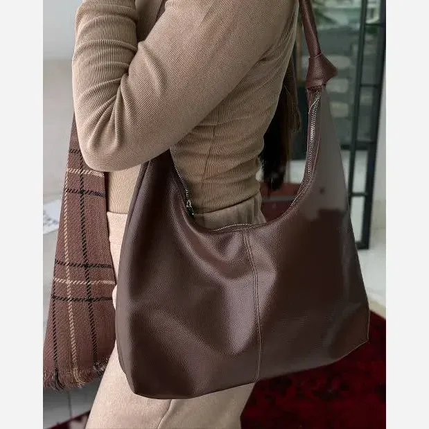 کیف چرمی بند گره ای زنانه مشکی موکا سایز آزاد