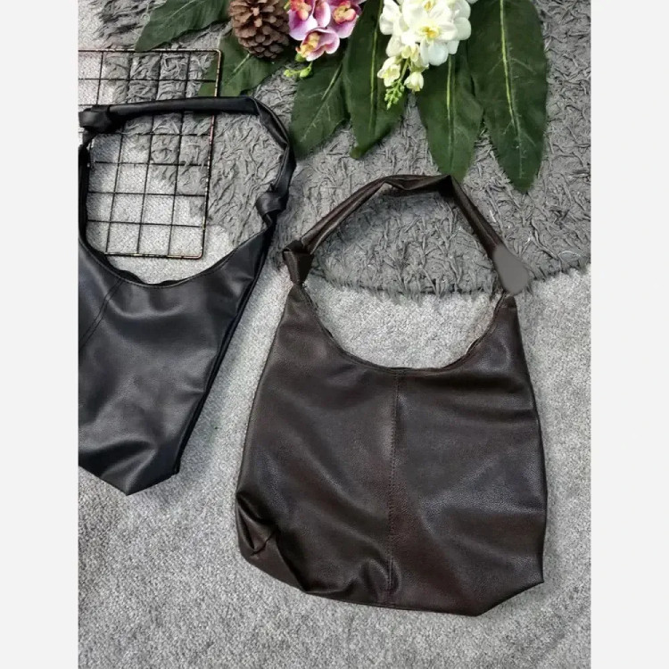 کیف چرمی بند گره ای زنانه مشکی موکا سایز آزاد