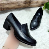 کفش طبی زنانه چرم صنعتی مدل چکاوک رنگ مشکی پاشنه 5 سانتی سایز 37 تا 41