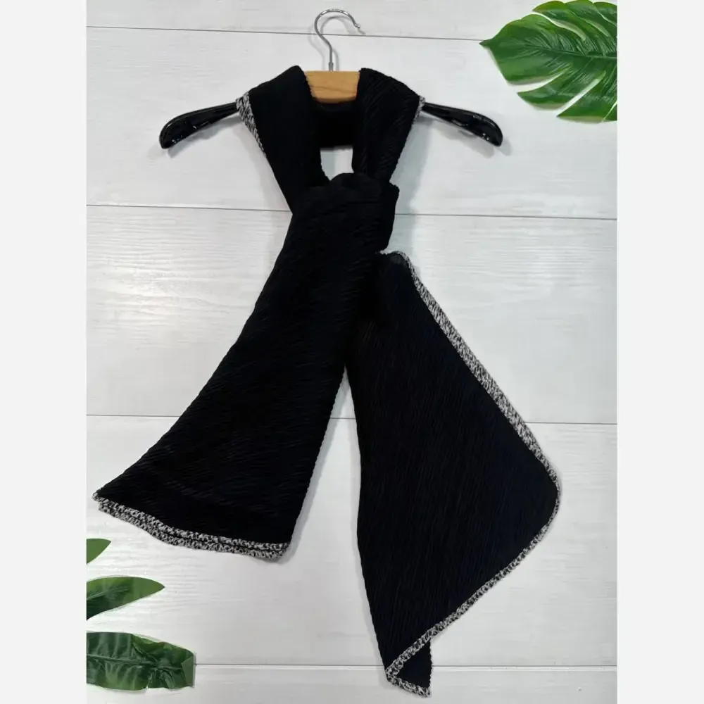 شال پلنگی مشکی پلیسه ریز مجلسی سایز 180 در 70 سانت