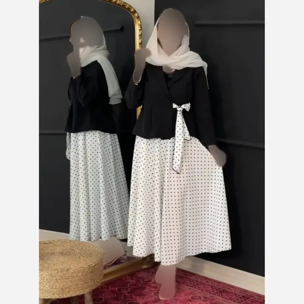 کت و دامن زنانه مدل ژابیز جنس کت مازراتی و دامن بوگاتی رنگ مشکی موکا سرمه ای سفید سایز فری 38 تا 44