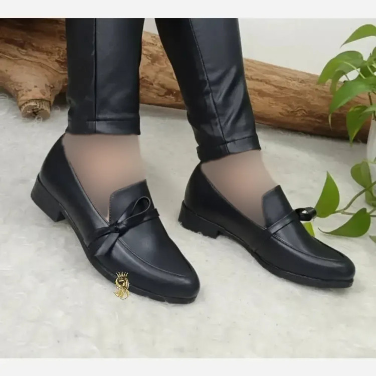 کفش کالج طبی زنانه چرم مشکی مدل گره ای