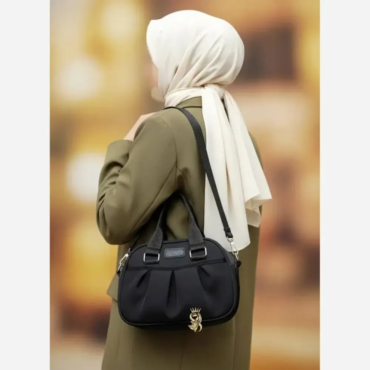 کیف اسپرت دوشی زنانه مدل شاپرک جنس نانسی ابعاد 25 در 22 رنگ سبز طوسی مشکی