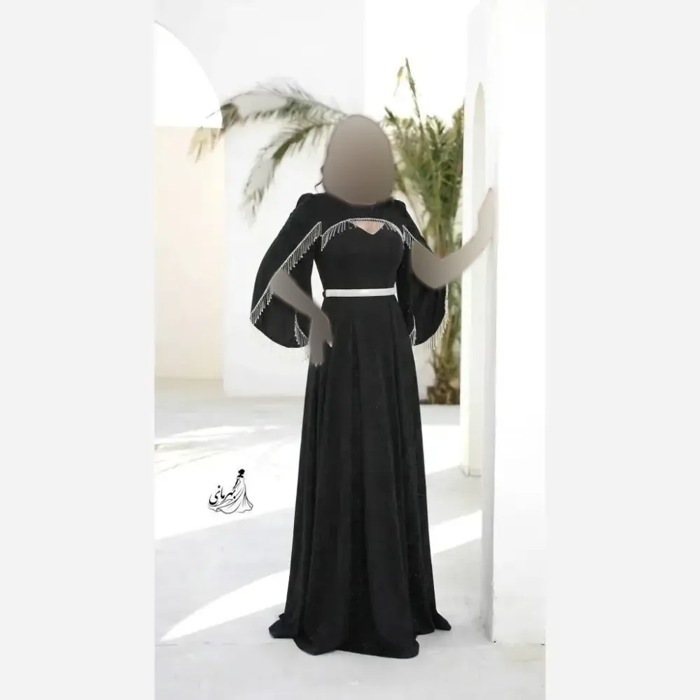 پیراهن ماکسی مجلسی زنانه لمه درجه یک کاپدار کمربند نگینی سایز بزرگ مشکی و یشمی