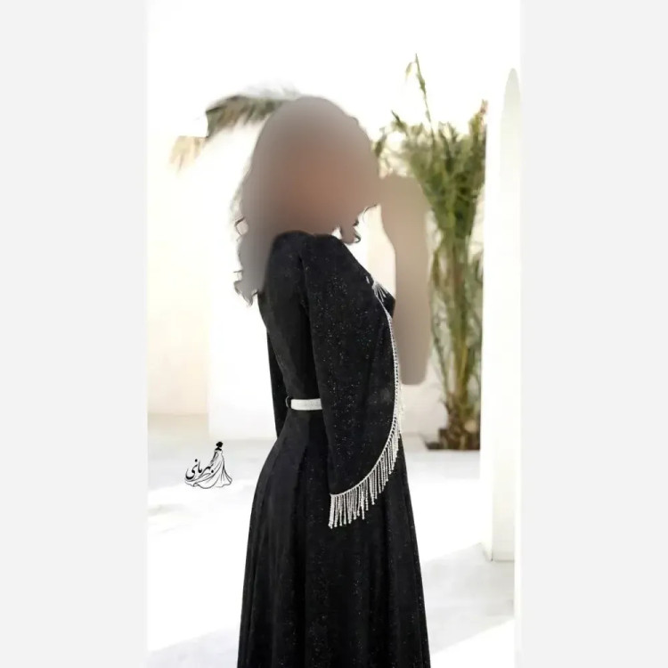 پیراهن ماکسی مجلسی زنانه لمه درجه یک کاپدار کمربند نگینی سایز بزرگ مشکی و یشمی