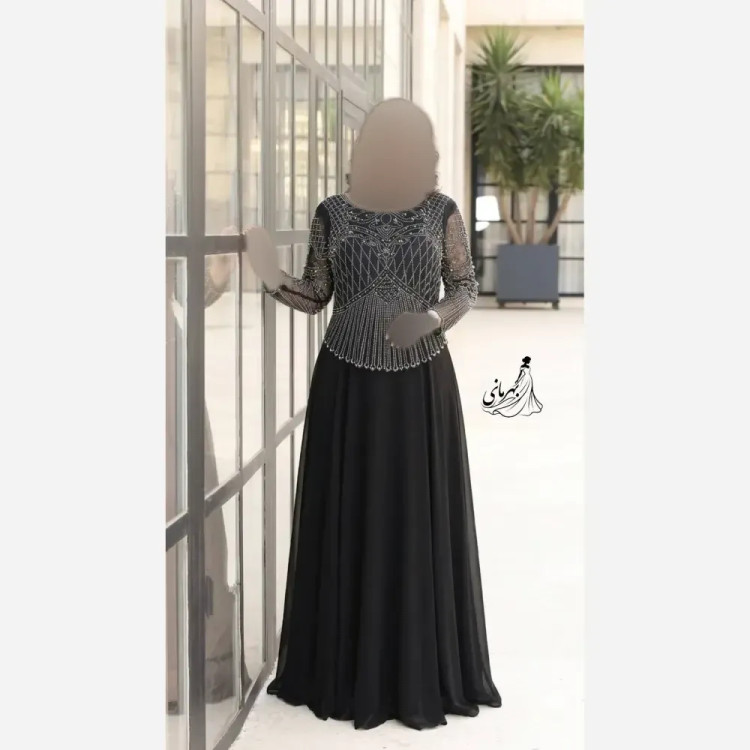 ماکسی حریر سایز بزرگ کاپدار نگین دار و مروارید دوزی شده سایز 46 تا 60