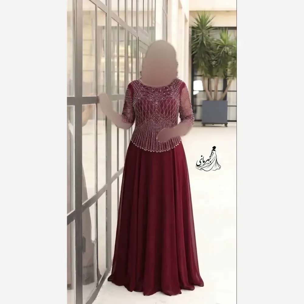 ماکسی حریر سایز بزرگ کاپدار نگین دار و مروارید دوزی شده سایز 46 تا 60
