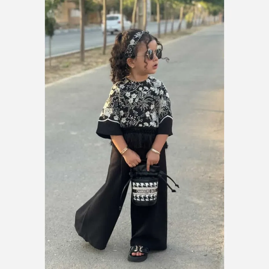 کت و شلوار دخترانه مناسب 3 تا 8 سال