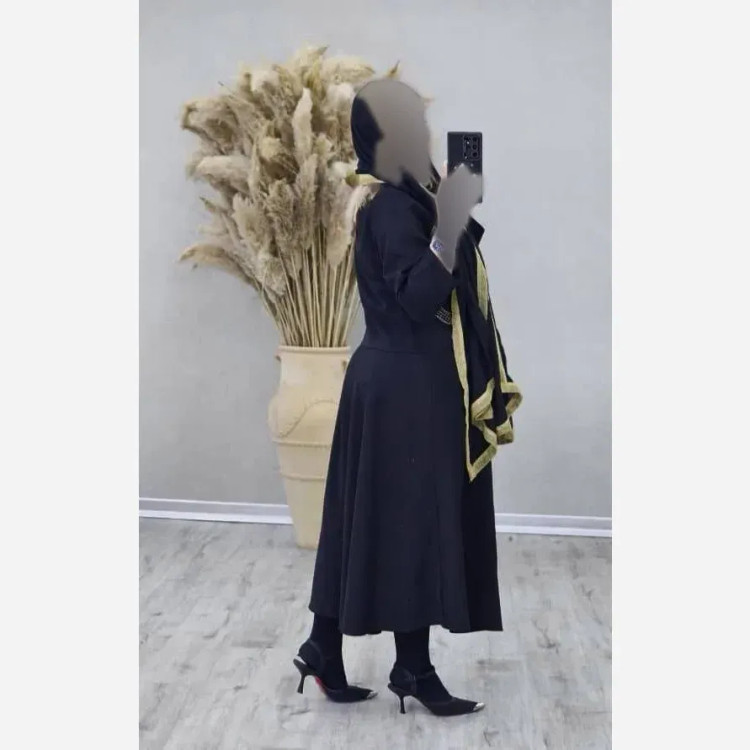 کت و دامن زنانه مازراتی گلدوزی شده مشکی مدل ثمر فری سایز