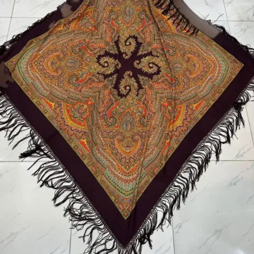 روسری نخی ترکمن کد 1649 قواره 140-150 سانت ریشه دستباف چهار فصل اصل ترکیه